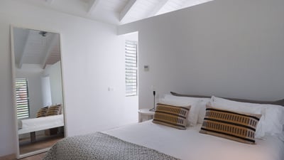 Bedroom 3: King size bed, air conditioning, ceiling fan, HD-TV, dish network, safe, dressi