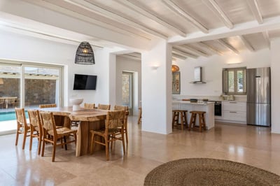 Luxury Villa Photo #28