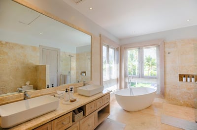 Luxury Villa Photo #27
