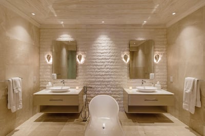 Luxury Villa Photo #18