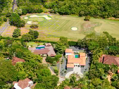 Luxury Villa Photo #42