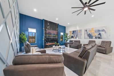Luxury Villa Photo #30