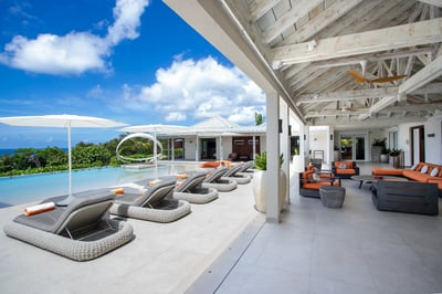 Luxury Villa Photo #16