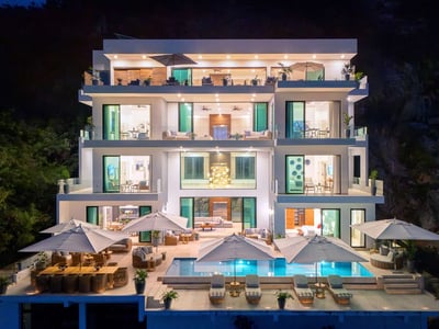 Luxury Villa Photo #19