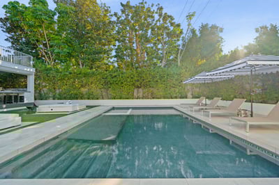 Luxury Villa Photo #8