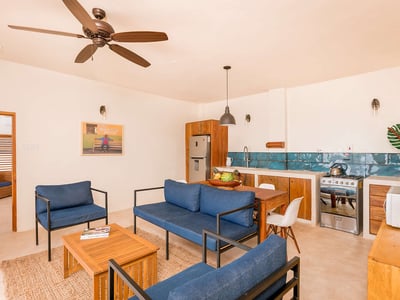 Luxury Villa Photo #15