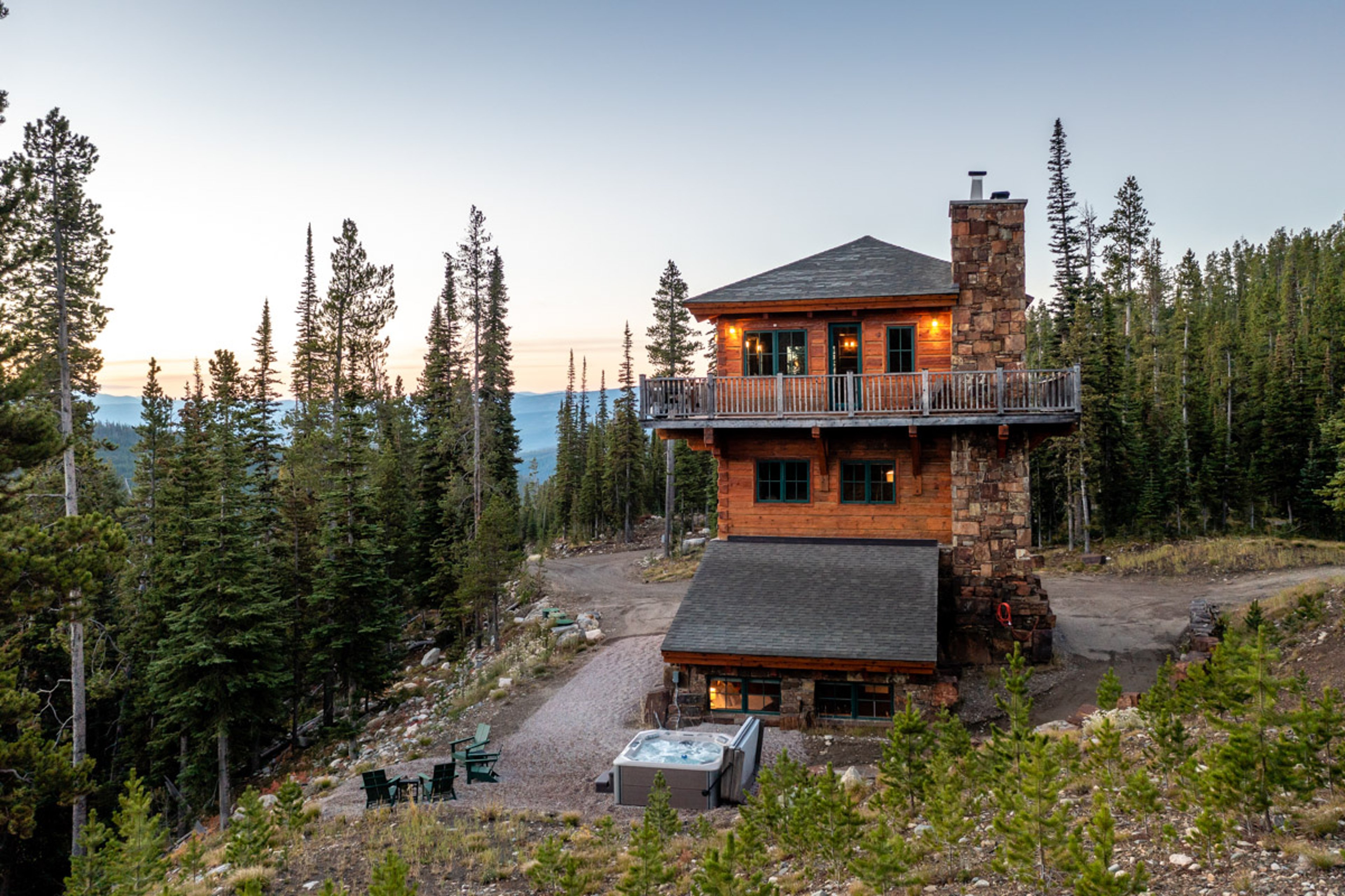 Fire Lookout Towers | Beehive Peak View - 27