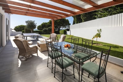 Luxury Villa Photo #11