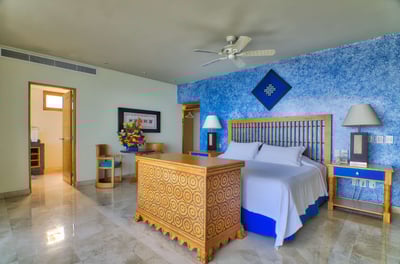 Luxury Villa Photo #42