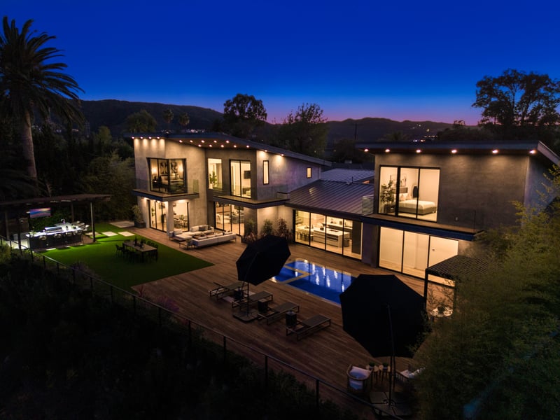 Skyline Luxury Haven