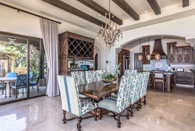 Luxury Villa Photo #22