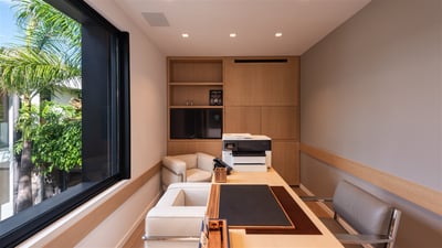 Luxury Villa Photo #50