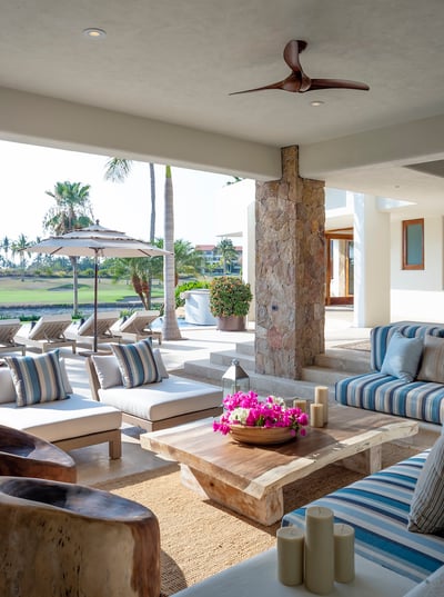 Luxury Villa Photo #9