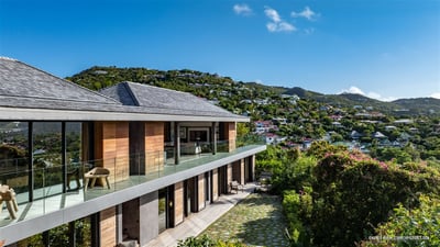 Luxury Villa Photo #3