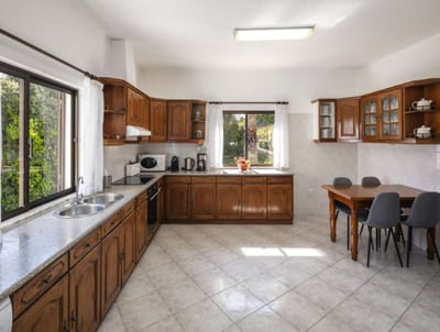 Luxury Villa Photo #15