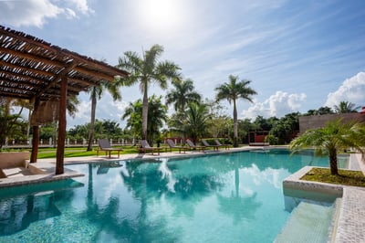 Luxury Villa Photo #4