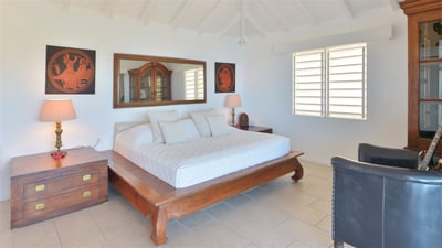 Luxury Villa Photo #28