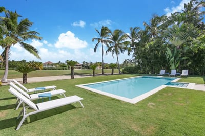 Luxury Villa Photo #7