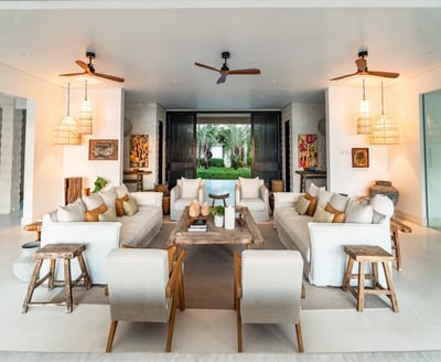 Luxury Villa Photo #12