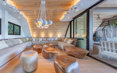 Luxury Villa Photo #32