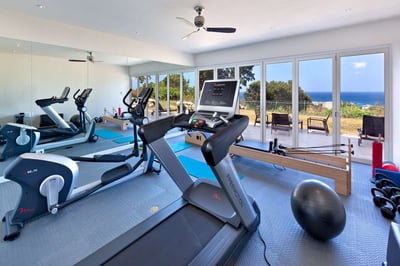 Luxury Villa Photo #11