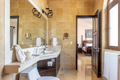 Luxury Villa Photo #79