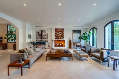 Luxury Villa Photo #13