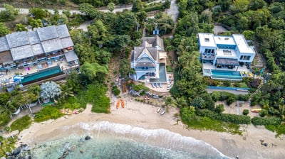Luxury Villa Photo #38