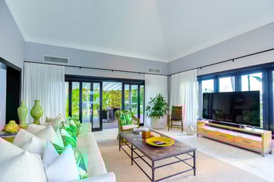 Luxury Villa Photo #23