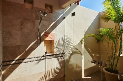 Luxury Villa Photo #30