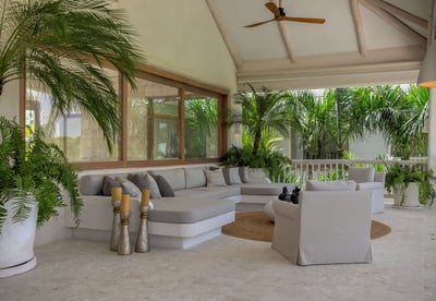Luxury Villa Photo #27