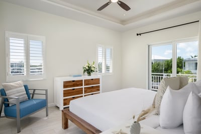 Luxury Villa Photo #22