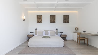 Luxury Villa Photo #43