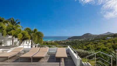 Luxury Villa Photo #17