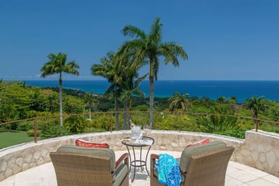 Luxury Villa Photo #11