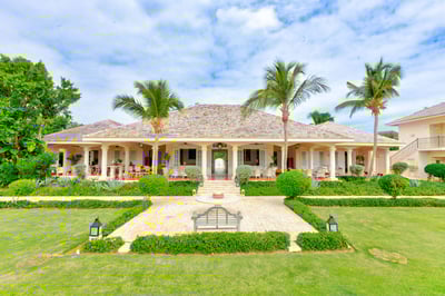 Luxury Villa Photo #29