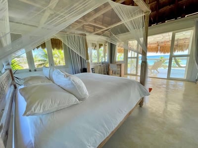 Luxury Villa Photo #33