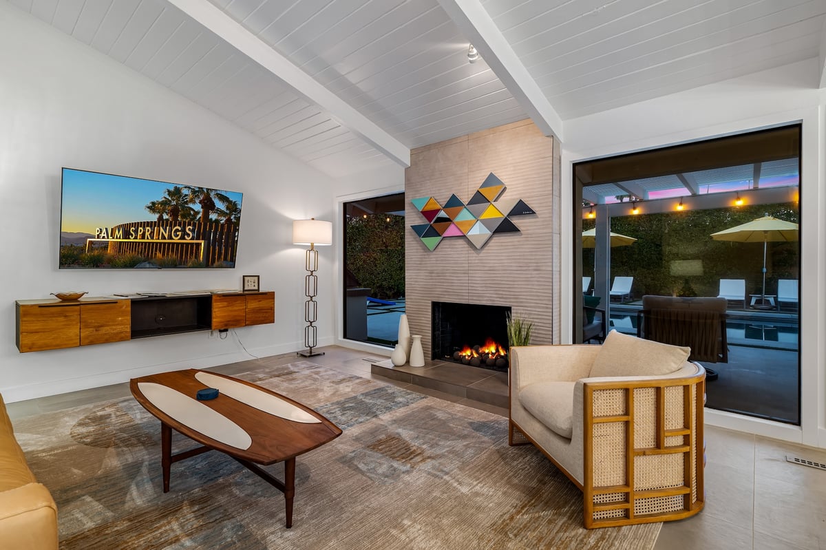 Alexander Desert Dreams