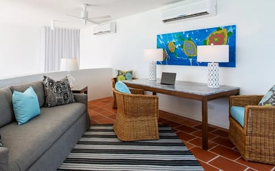 Luxury Villa Photo #23