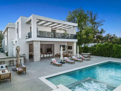 Luxury Villa Photo #7