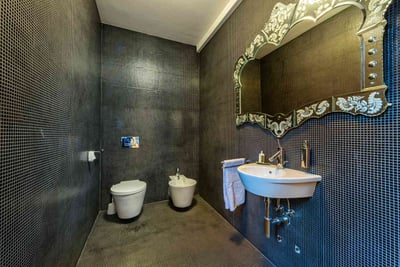 Luxury Villa Photo #43