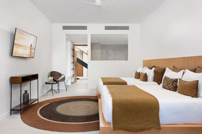 Luxury Villa Photo #16