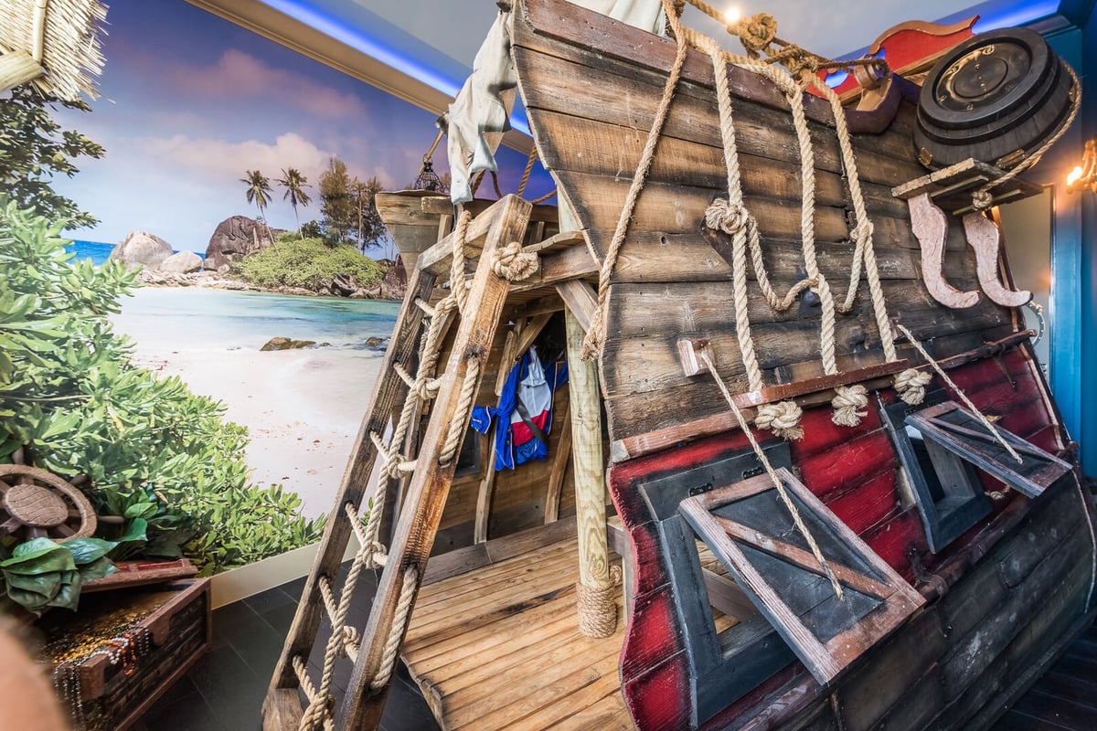 Cinematic Nights Villa