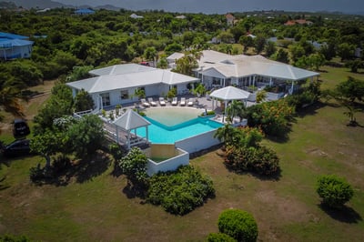 Luxury Villa Photo #35