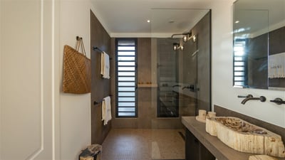 Luxury Villa Photo #78
