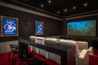 Luxury Villa Photo #26