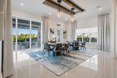 Luxury Villa Photo #16
