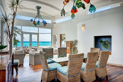 Luxury Villa Photo #11