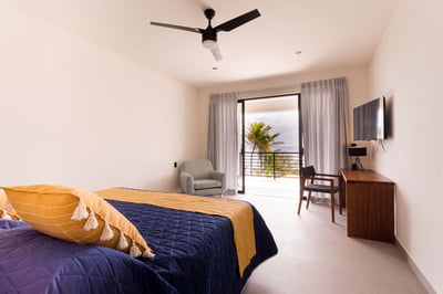 Luxury Villa Photo #31