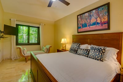 Luxury Villa Photo #46